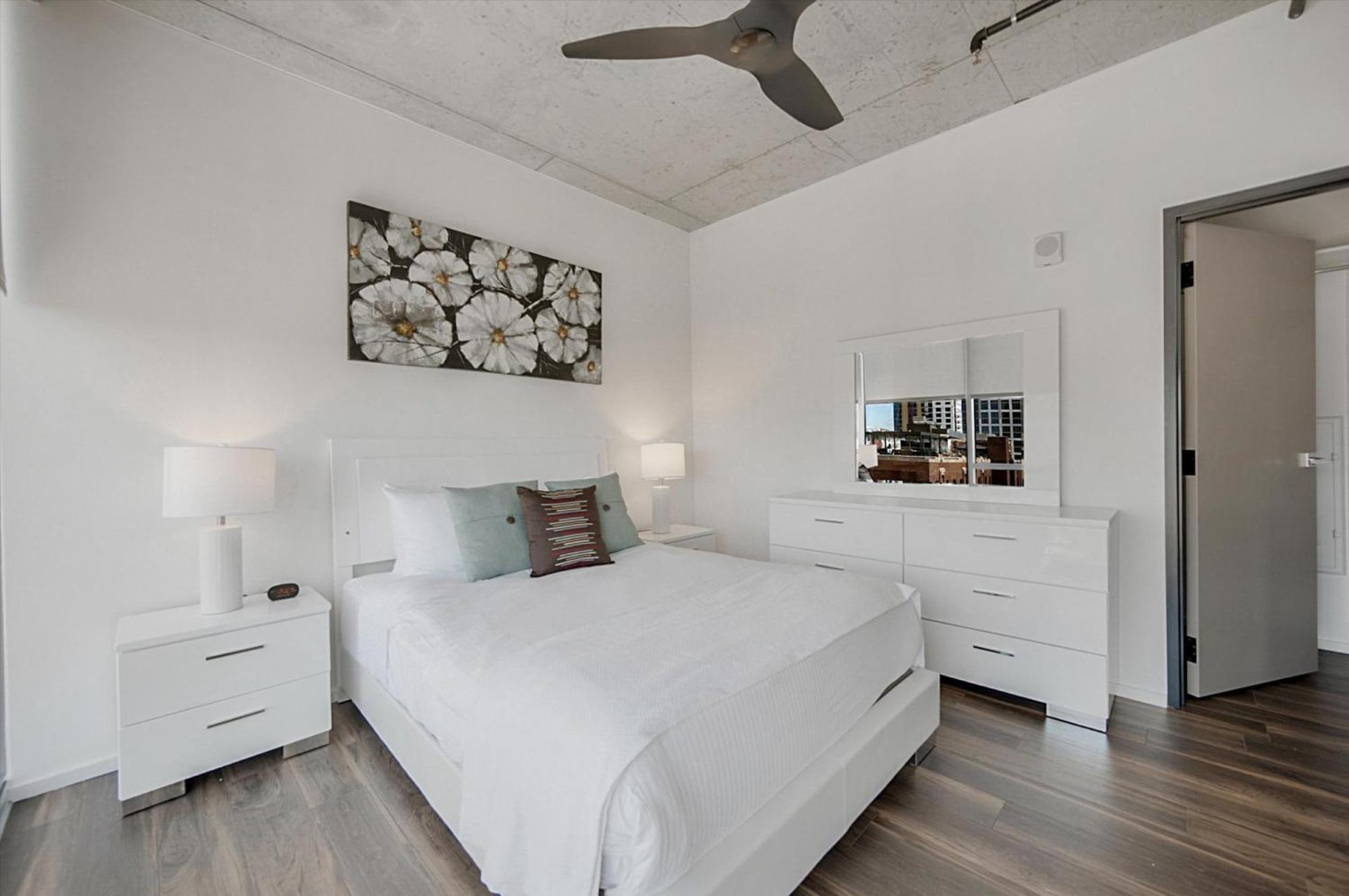 Global Luxury Suites Nashville Downtown Buitenkant foto