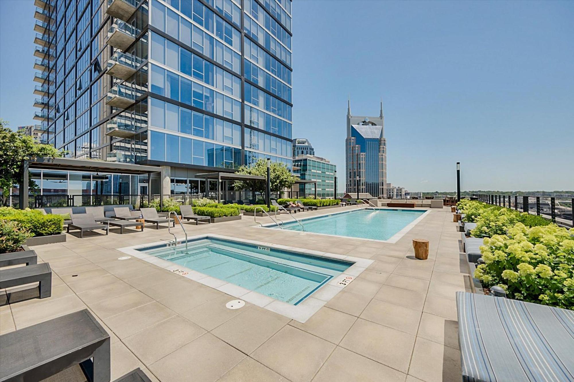 Global Luxury Suites Nashville Downtown Buitenkant foto